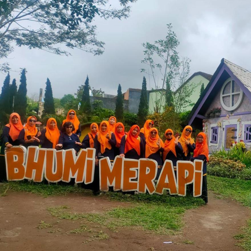 KKG Gugus 3 Adakan Rapat Sembari Healing Bareng